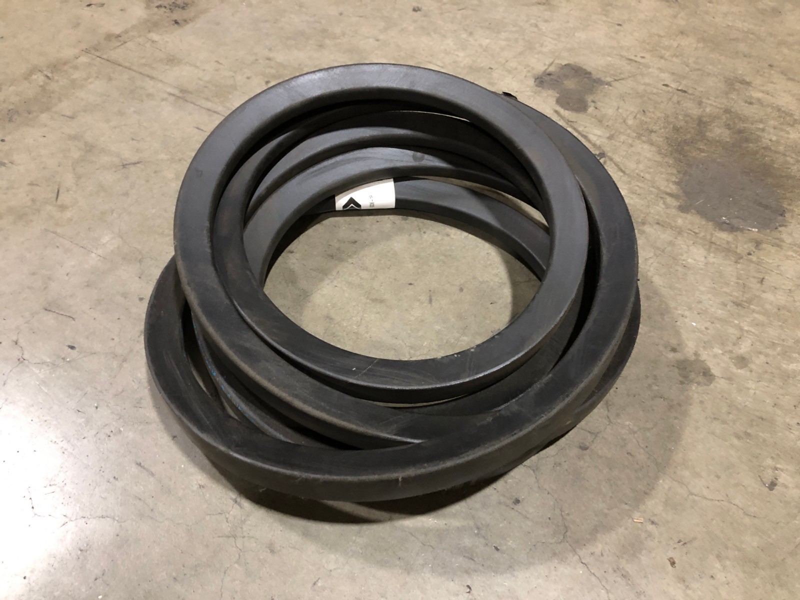 New Gates 8V1800 Super HC Narrow Section Wrapped V Belt 9336-1800 - No Box