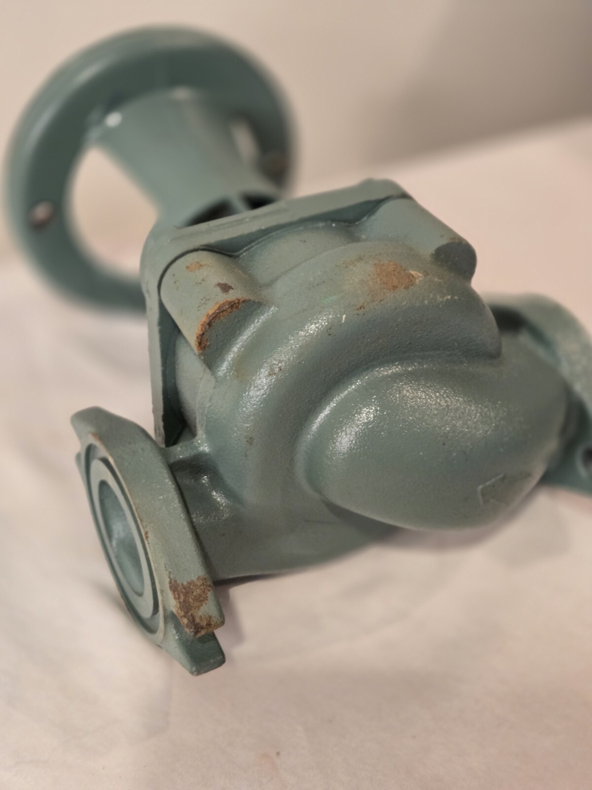 Taco 110 Pump Cast Iron Bracket Assembly 110-338 110-361RP