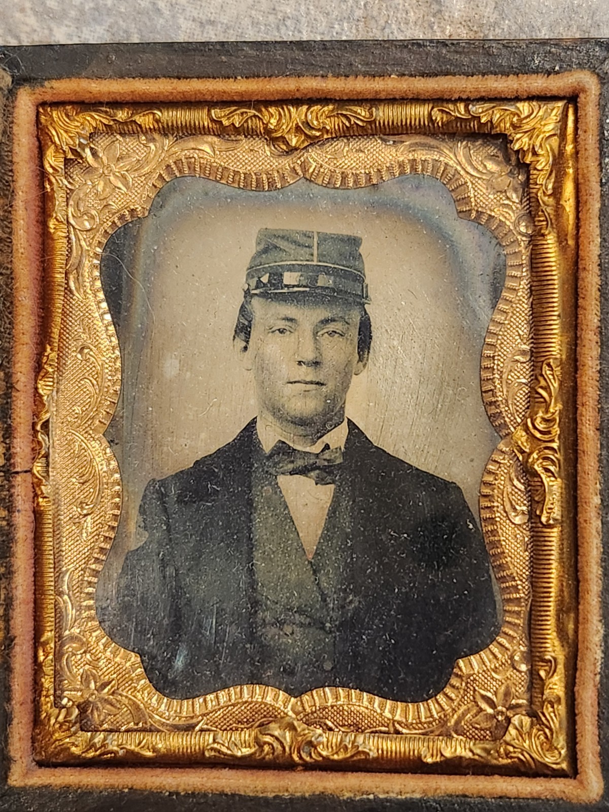 Nice Lot of 2 7th Texas Cavalry Civil War Soldiers Portrait Photos in Cases