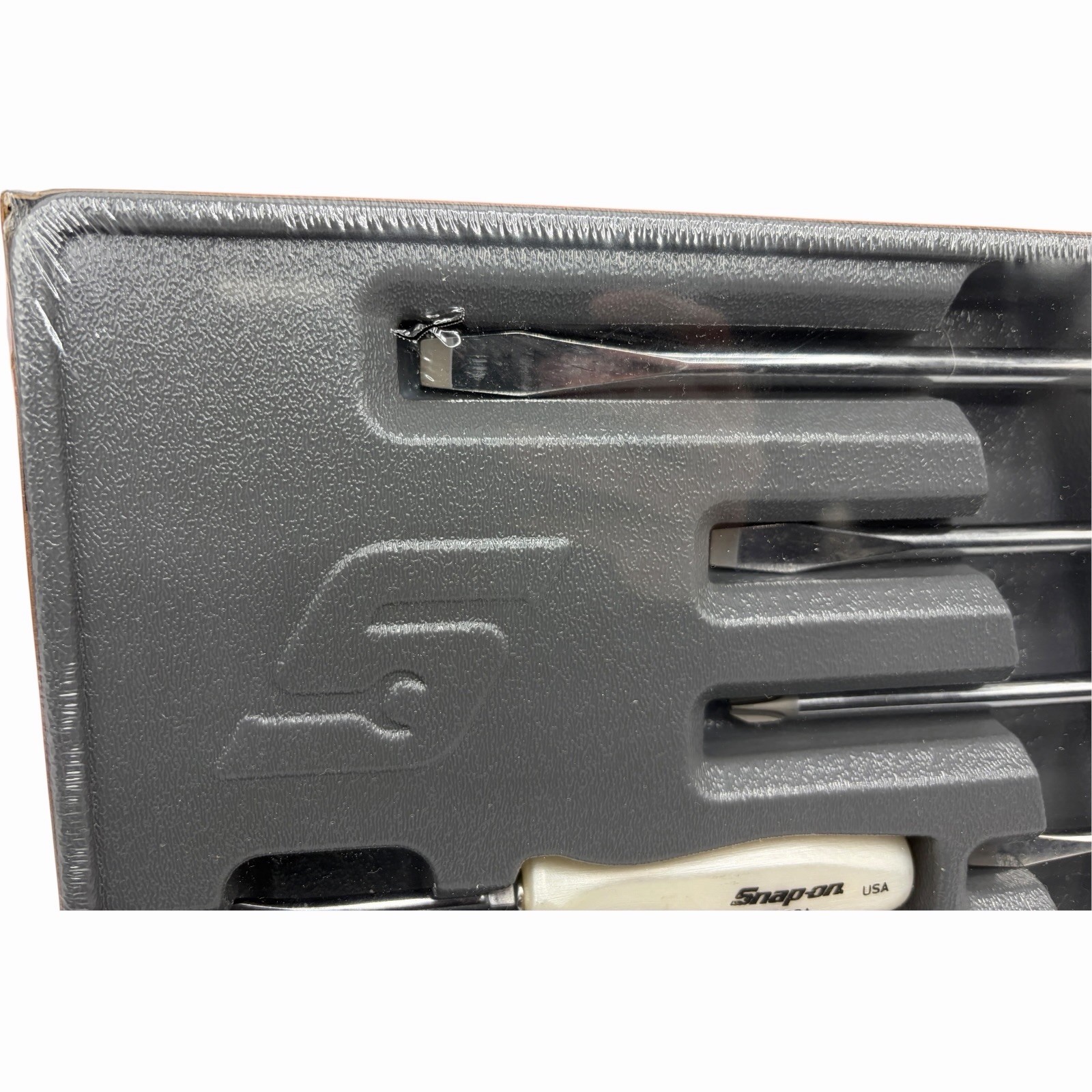 Snap On Tools Pearl White Hard Handle Combination Screwdriver Set SDDX70APW