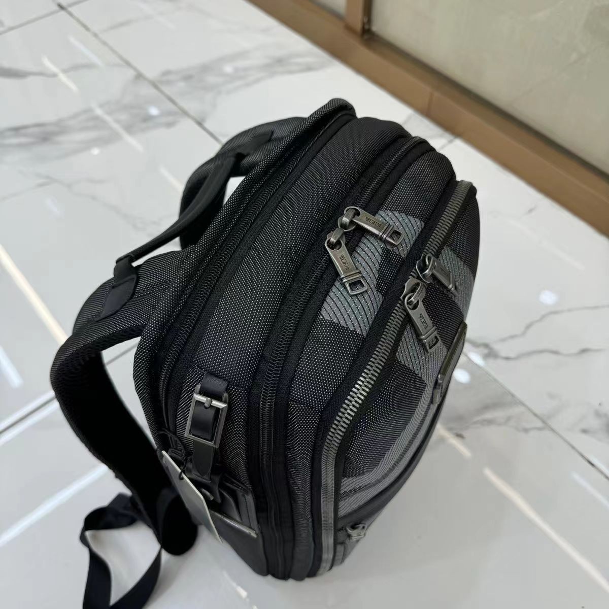 TUMI ALPHA 3 Black Gray Slim Backpack Business Nylon Bag NEW 2603581