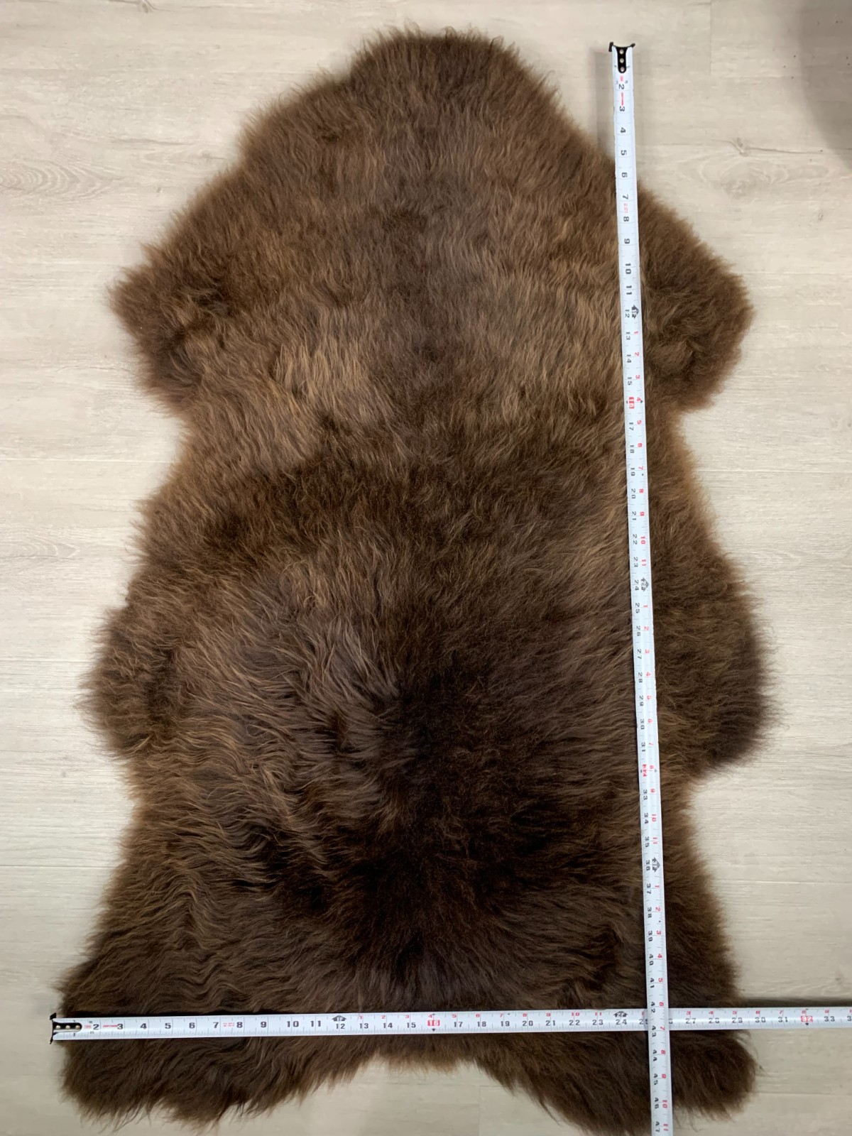 Beautiful Natural Brown Sheepskin Pelt Genuine Soft Pet Bed Throw Rug Deco