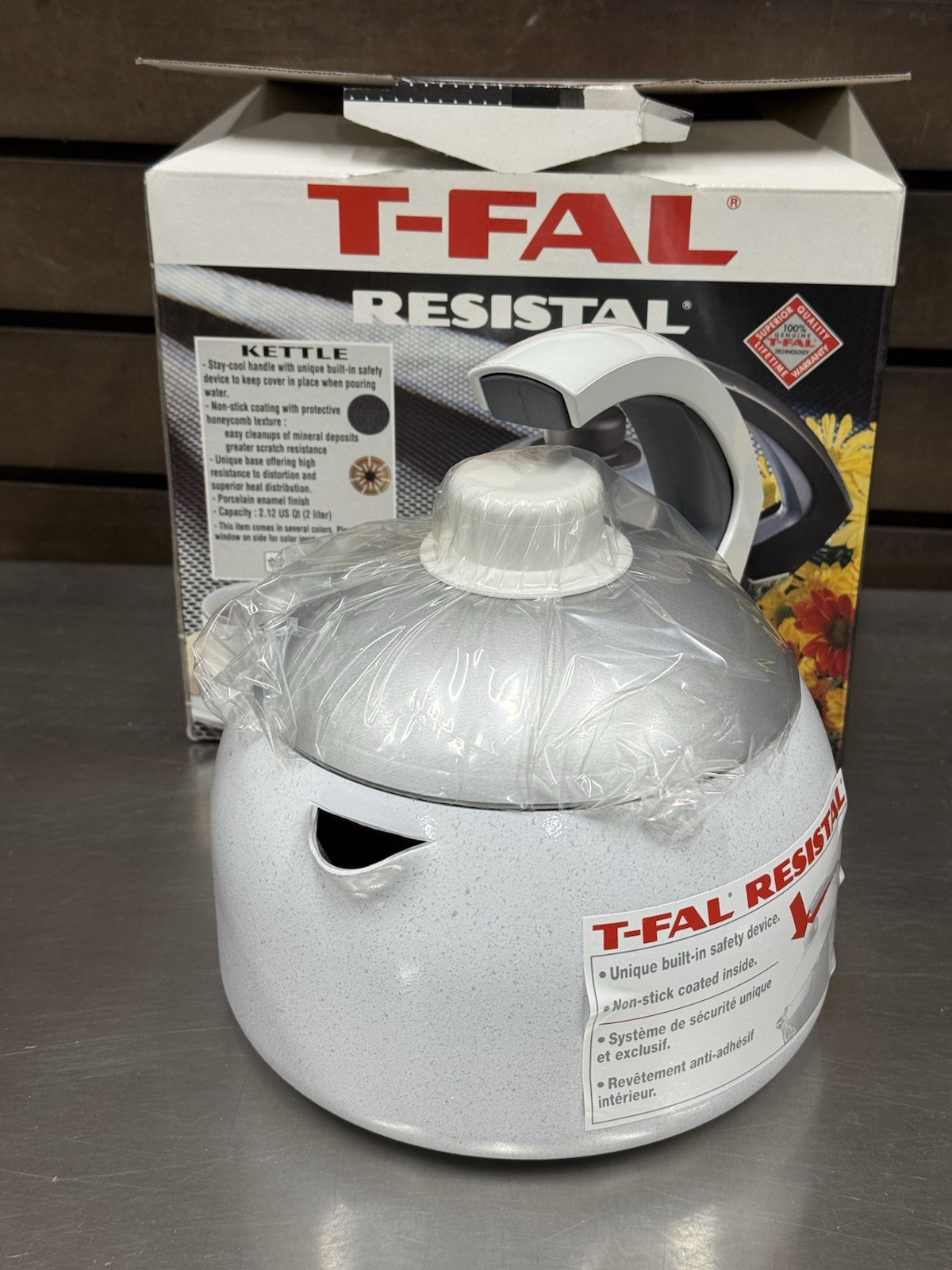 Vintage T-FAL Resistal Kettle Tea Pot White Speckled - 2 Quart - New
