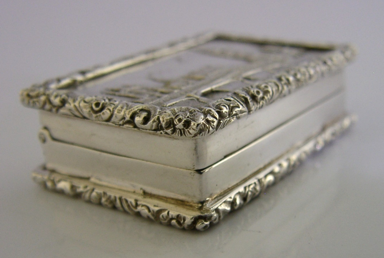 ENGLISH CAST SOLID STERLING SILVER HOUSES of PARLIAMENT CASTLE TOP BOX 1992