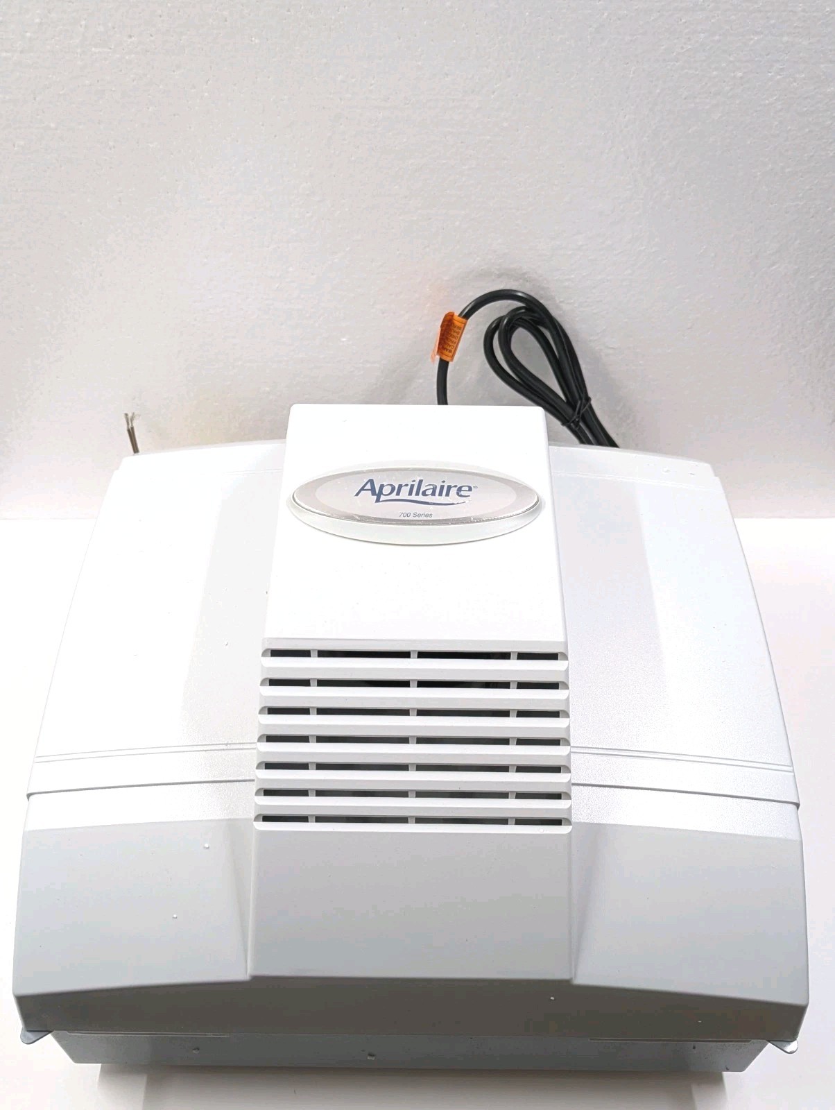 AprilAire 700M Whole-House Humidifier Manual Fan Powered Untested Unsure If Work