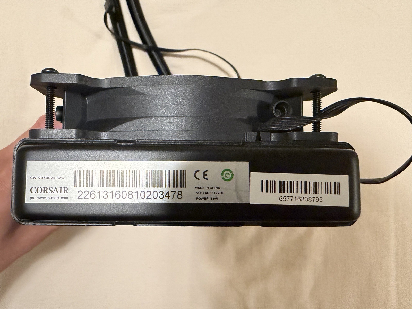 Corsair CW-9060025-WW Hydro Series H100i v2 Liquid Cooler