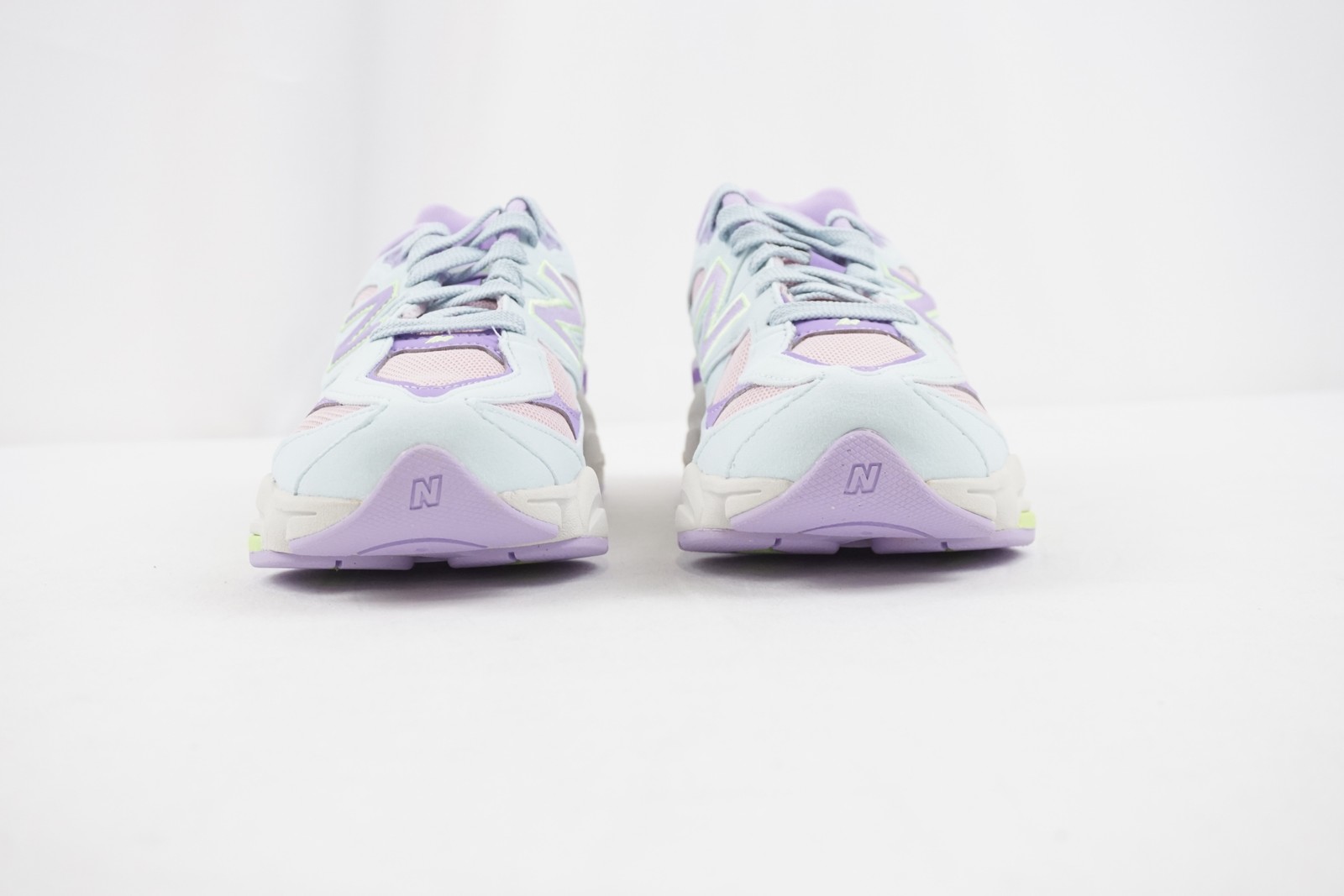 New Balance 9060 Y2K Inspired Sneaker In Purple Blue Kid's Size US 7 (GC9060KP)