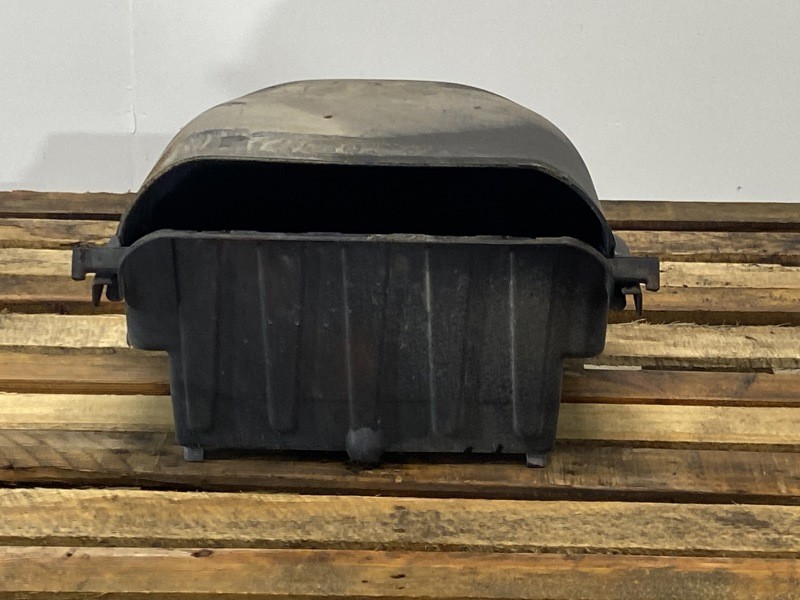 2013 Freightliner Business Class M2 Battery Box 0634176000 (600-12486)