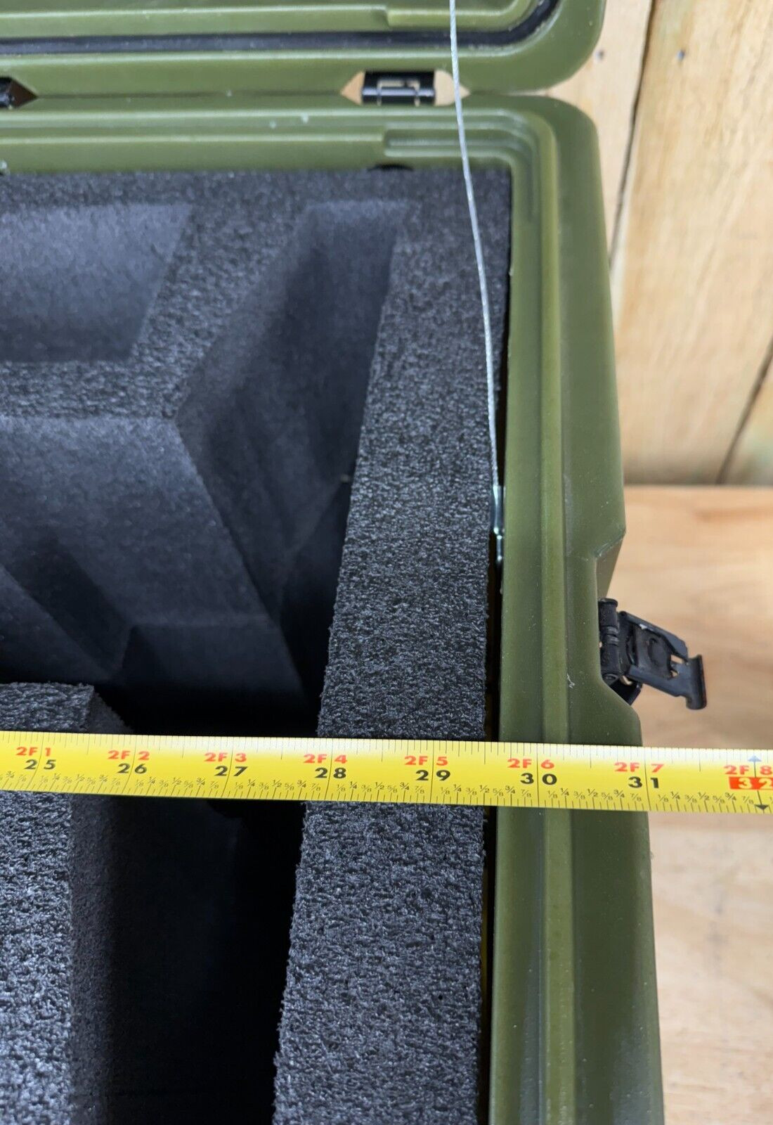 PSI Footlocker Green Case 32"X20.5"X21.5" Military (Hardigg) Waterproof