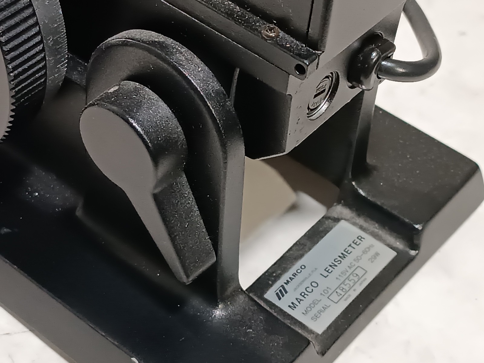 Marco Lensmeter LM101 Compact Manual Lensmeter 100VAC LED Illumination