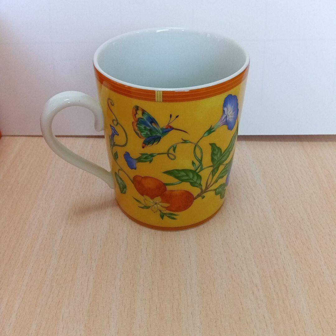 Hermes Siesta Flower Bird Design Mug Ceramic Yellow Elegant Coffee Cup