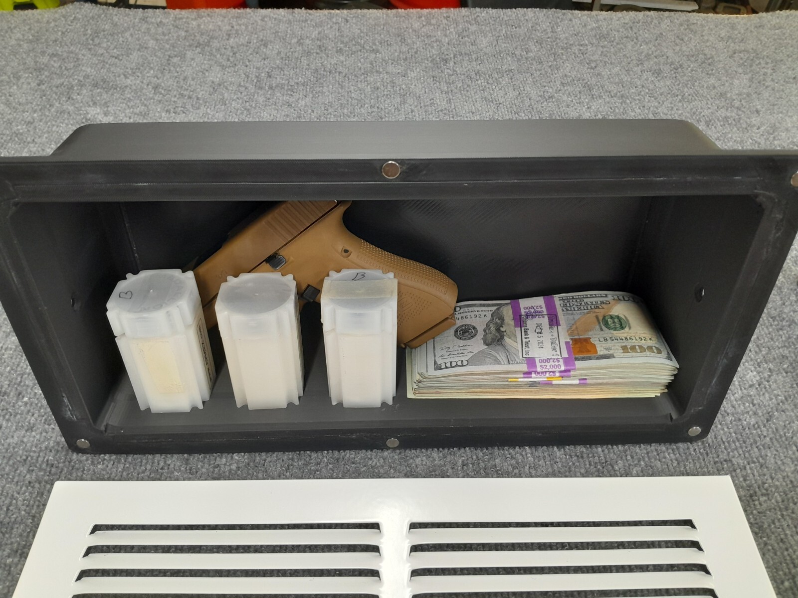 Hidden Wall Safe Air Vent Cover Secures Jewelry, Valuables, Cash guns.