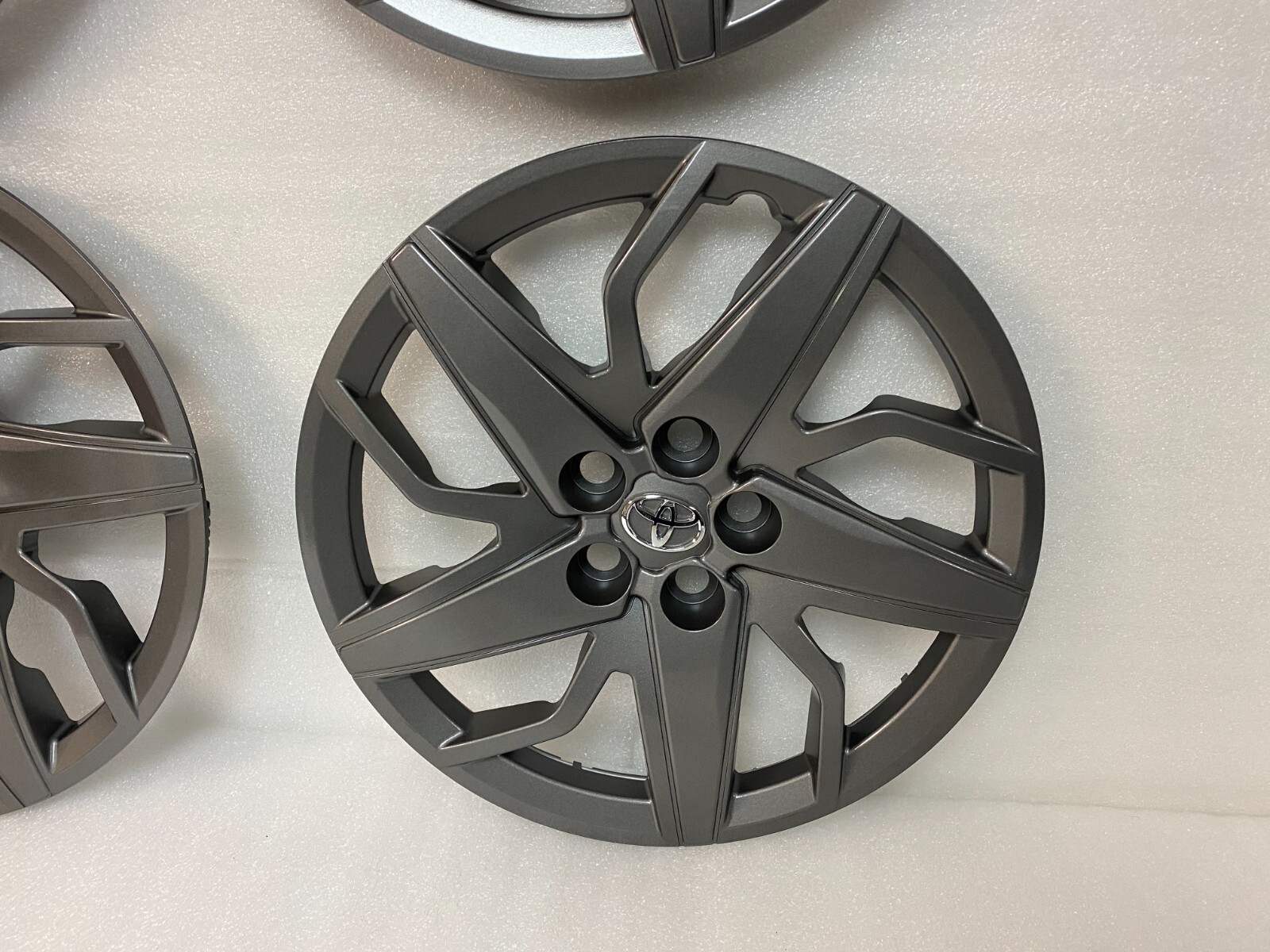 2020 2021 2022 Toyota Corolla Hubcap Set Factory 16-inch Wheel Cover OEM