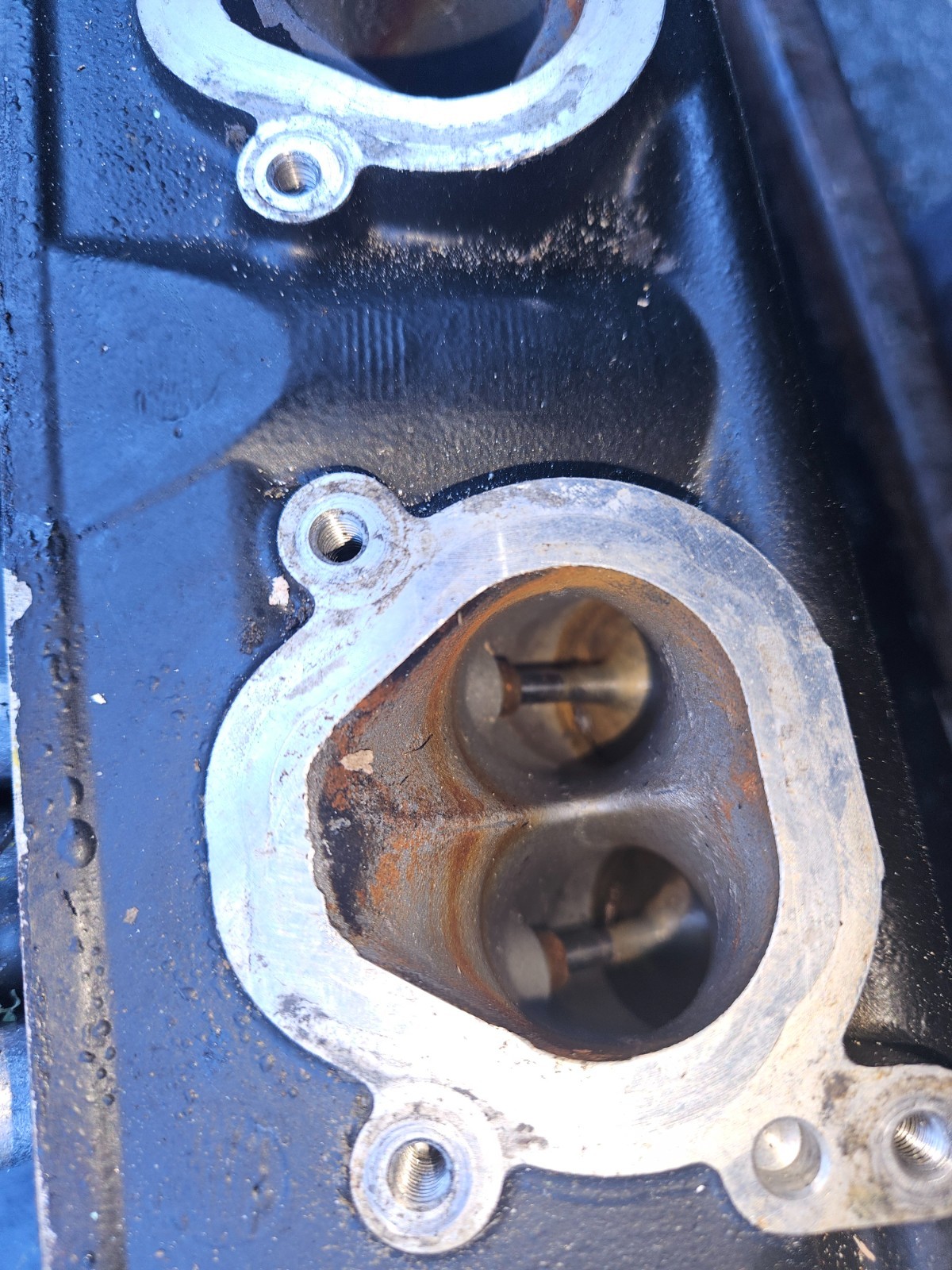 Sea Doo 2009 RXT 255 sc ENGINE TOP END HEAD VALVES VALVE FOR PARTS OR REPAIR