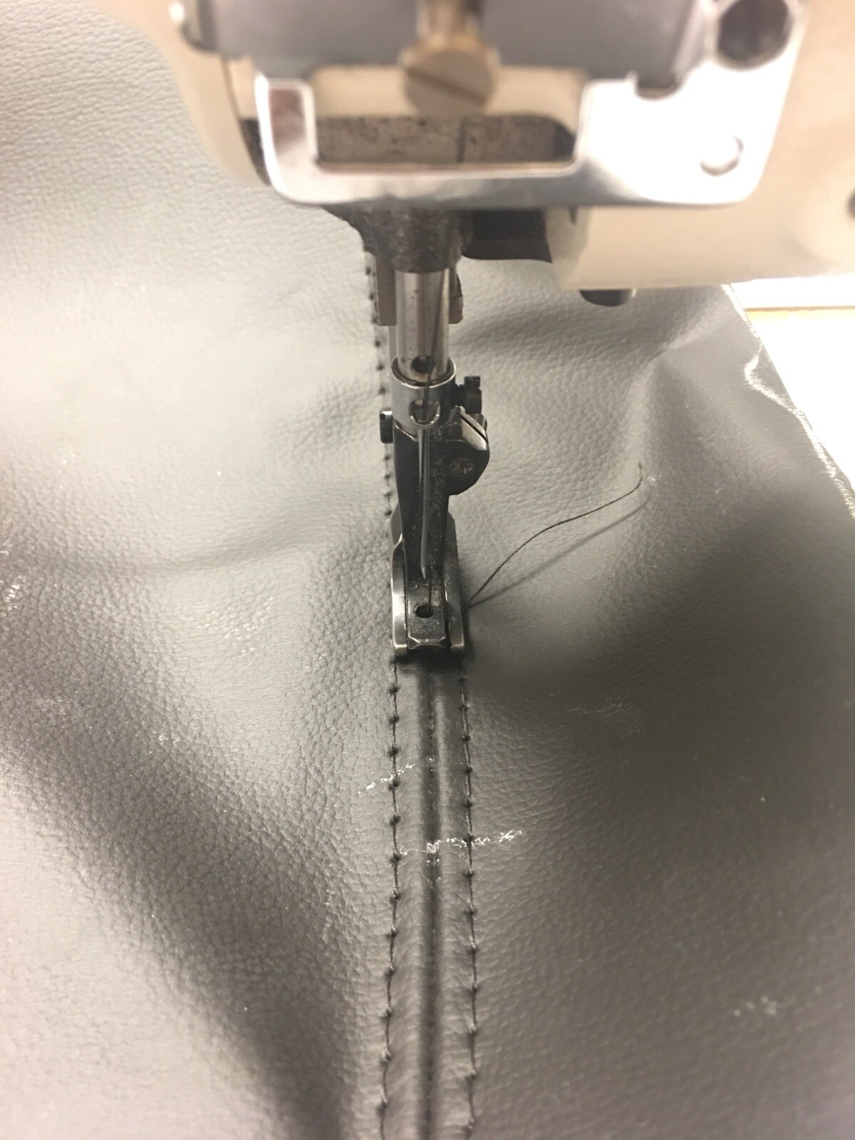 vinyl Armrest Center Console Lid Cover Fits Pontiac Grand Prix 2004-2008 Black