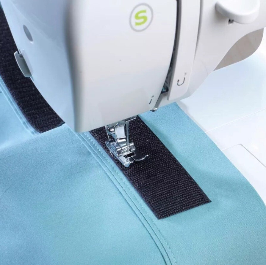 4" Wide x 4" (Inch) VELCRO® Brand Mil-Spec Sew-On Strip (Hook & Loop) - Black