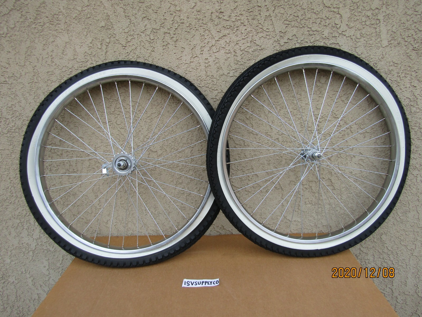 NEW  26''  HEAVY DUTY CHROME BICYCLE RIM SET , TIRES & TUBES ; CRUISER,
