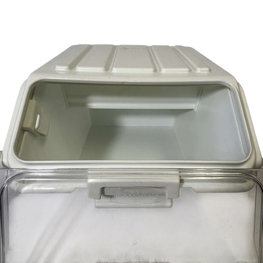 VTG Rubbermaid FG9G6000WHT Pro Save™ 2.6 Gallon / 40 Cup Ingredient Storage Bin