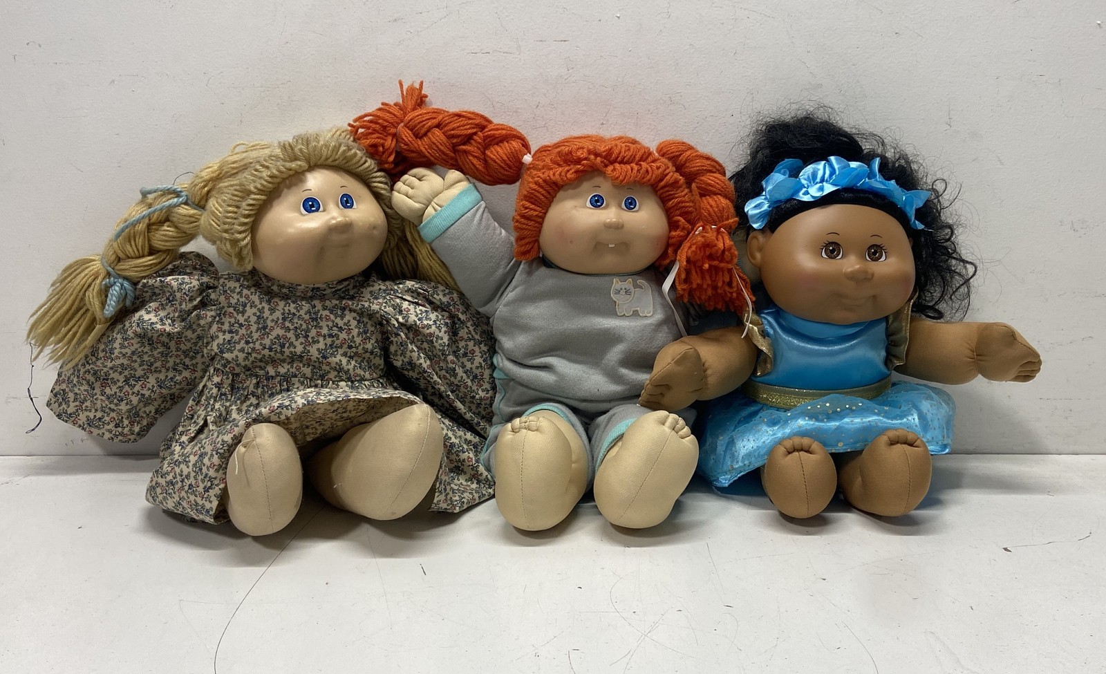 Assorted Bundle Lot Of 10 Cabbage Patch Kid Dolls