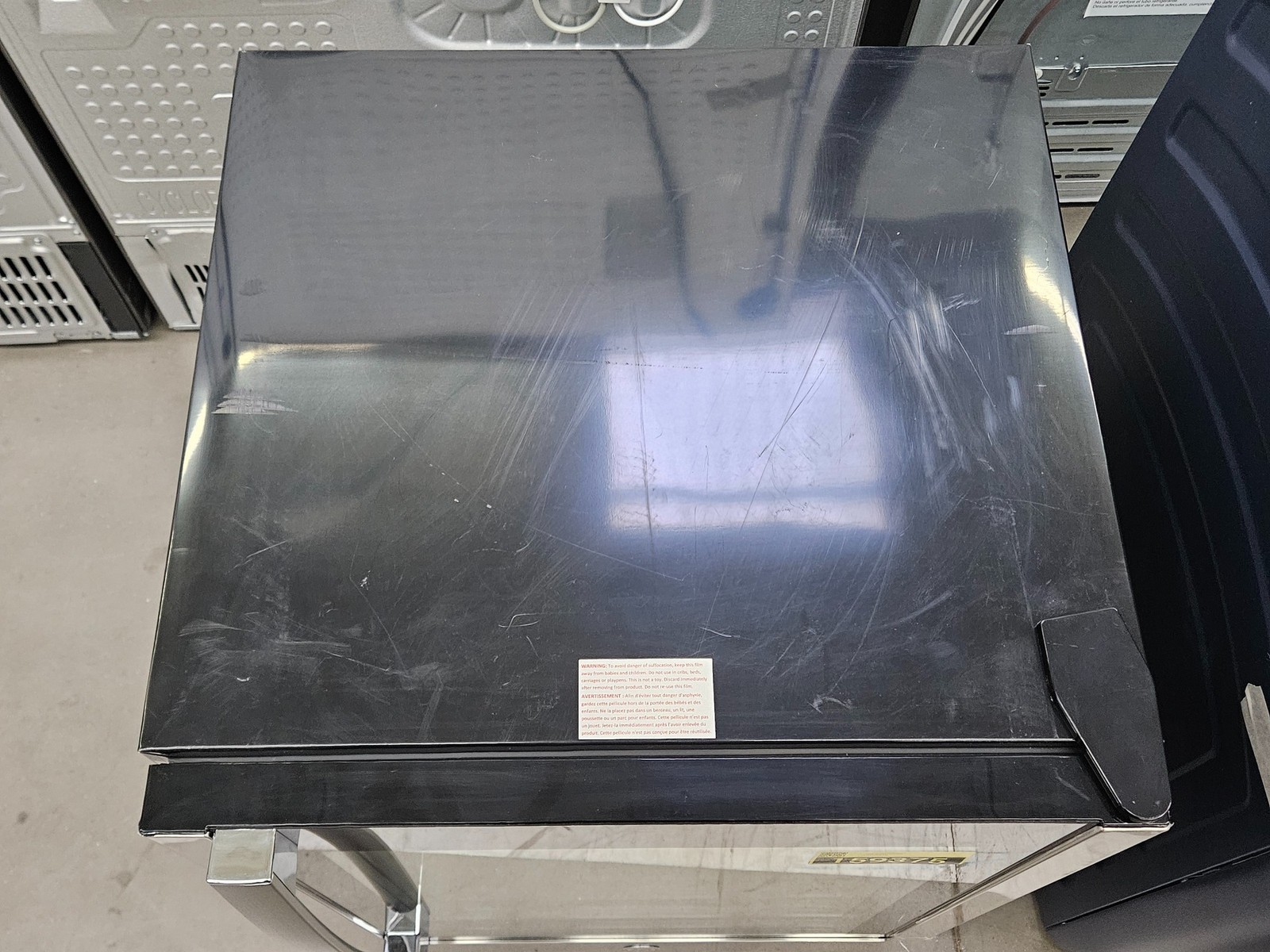 GE Profile PWS06DSPSS 24" Stainless 44-Bottle Dual Zone Wine Cooler NOB #159375