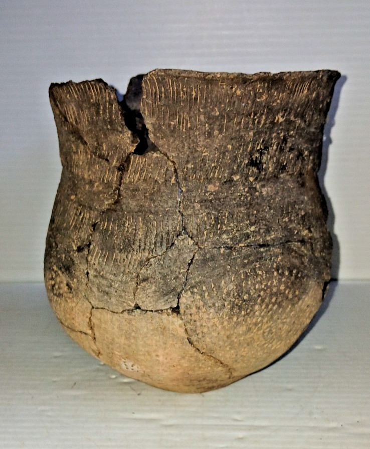 Pre-Columbian Native American Indian Mississippian Partial Pottery Jar Artifact