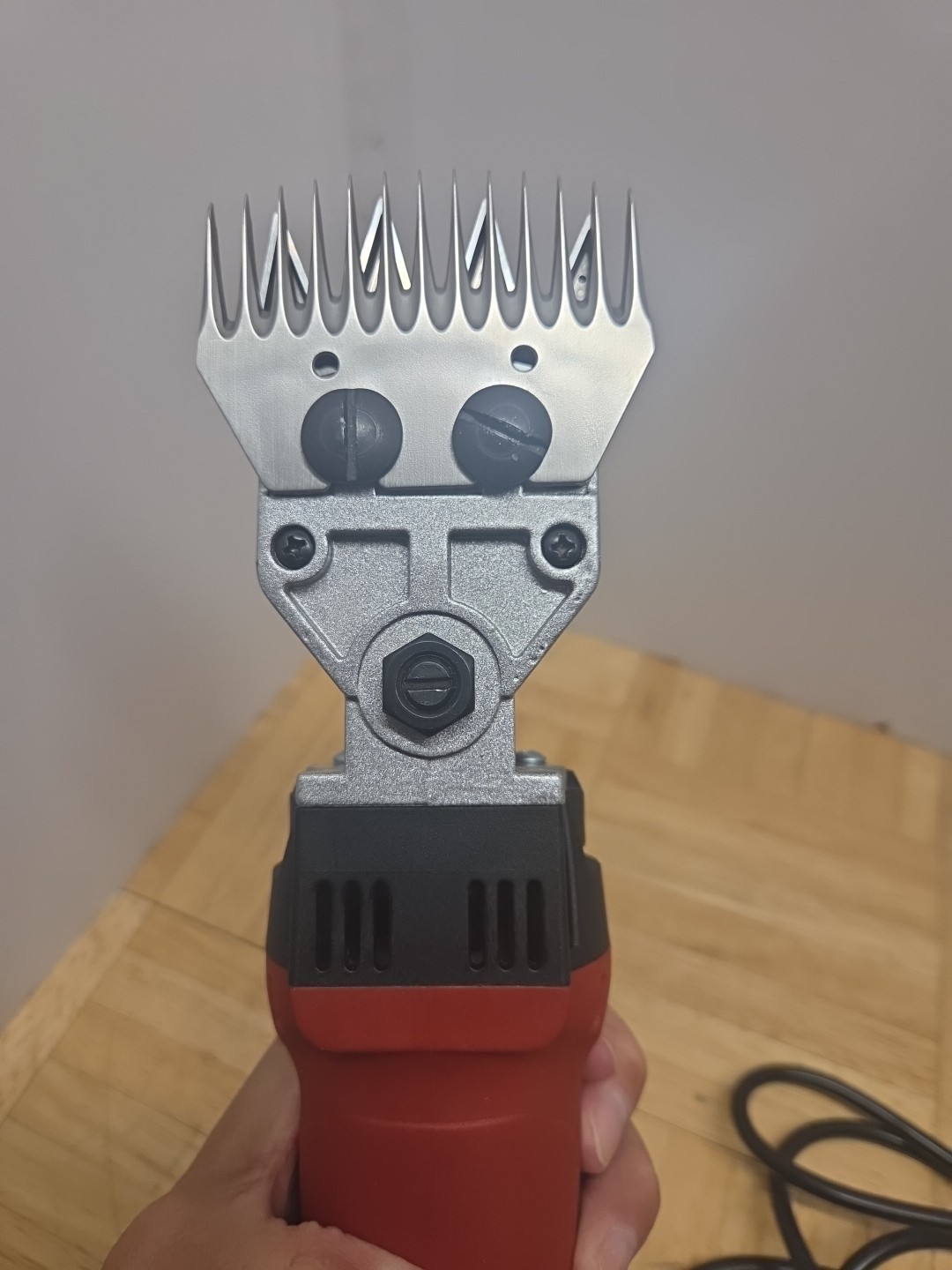 Dragro 500W Electric Sheep Shears 6 Speed Heavy Duty Livestock DG-A500