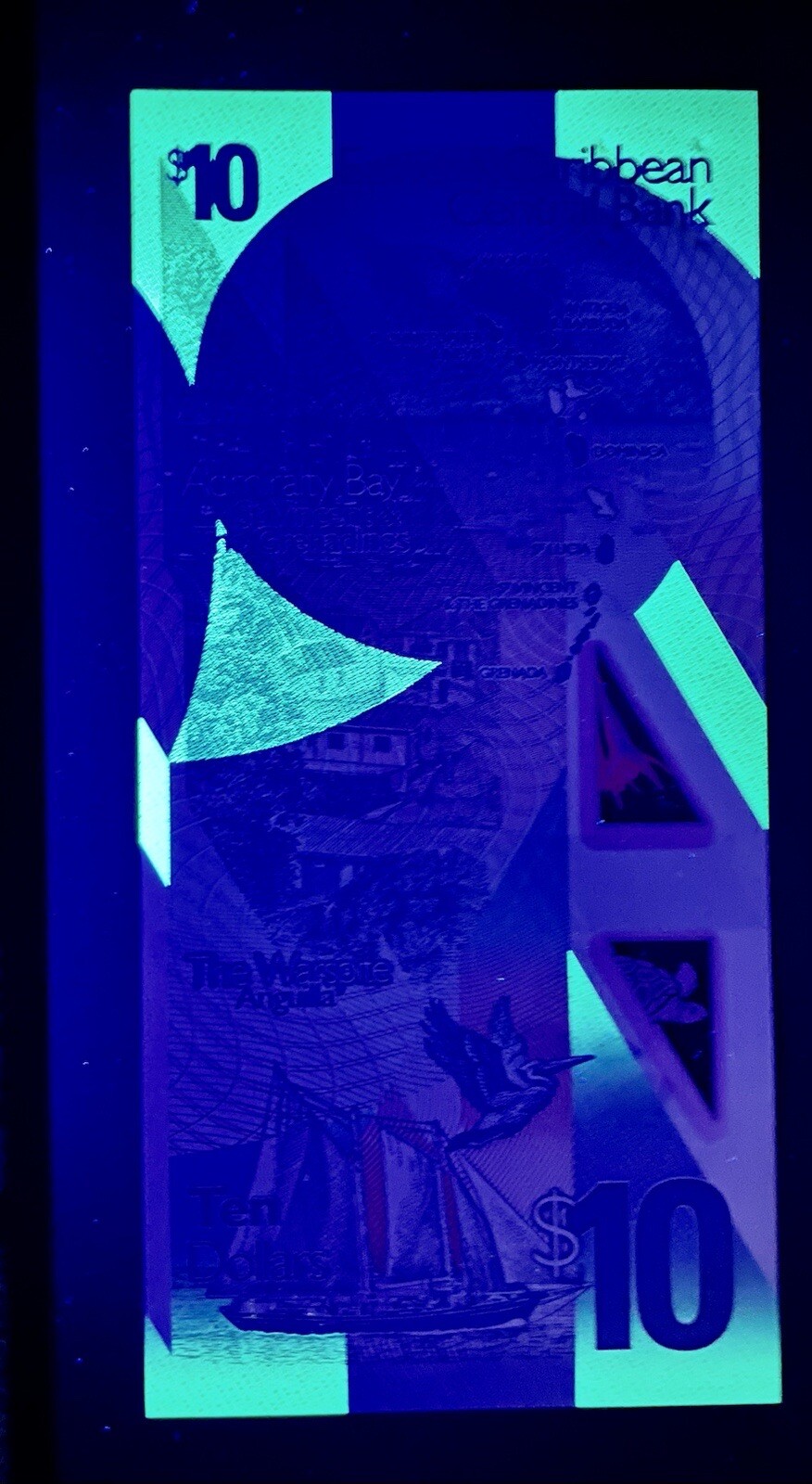 East Caribbean 3 Pcs SET 5, 10, 20 Dollars, 2019 P-New QE II Polymer UNC