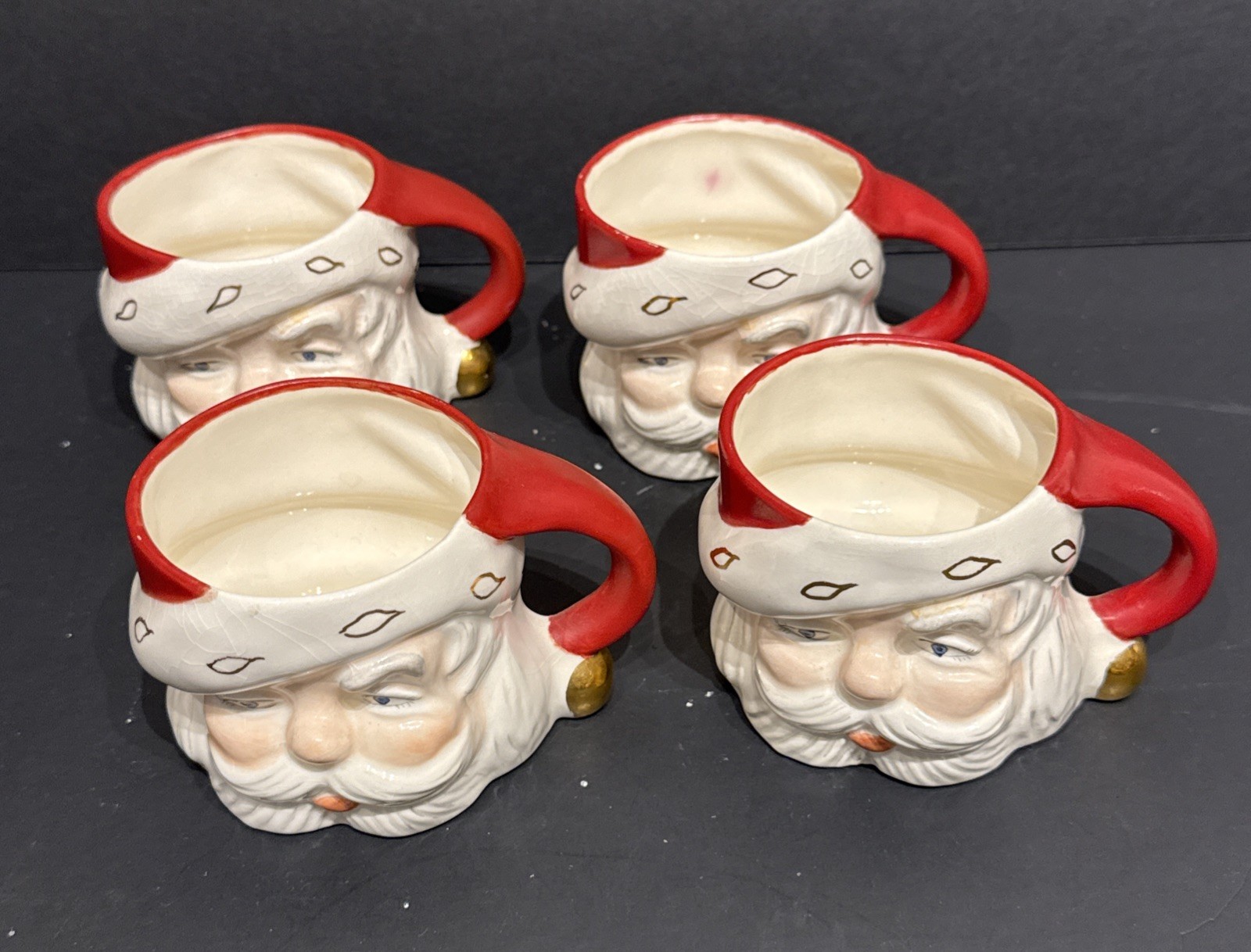Vintage Santa Mugs Set Of 4 HH Style Made In Japan,  2.75” Tall