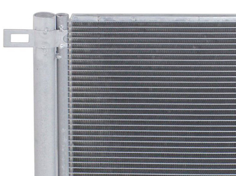 AC Condenser For 2017-2021 GMC Acadia Chevrolet Blazer 3.6L 2.0L 2.5L