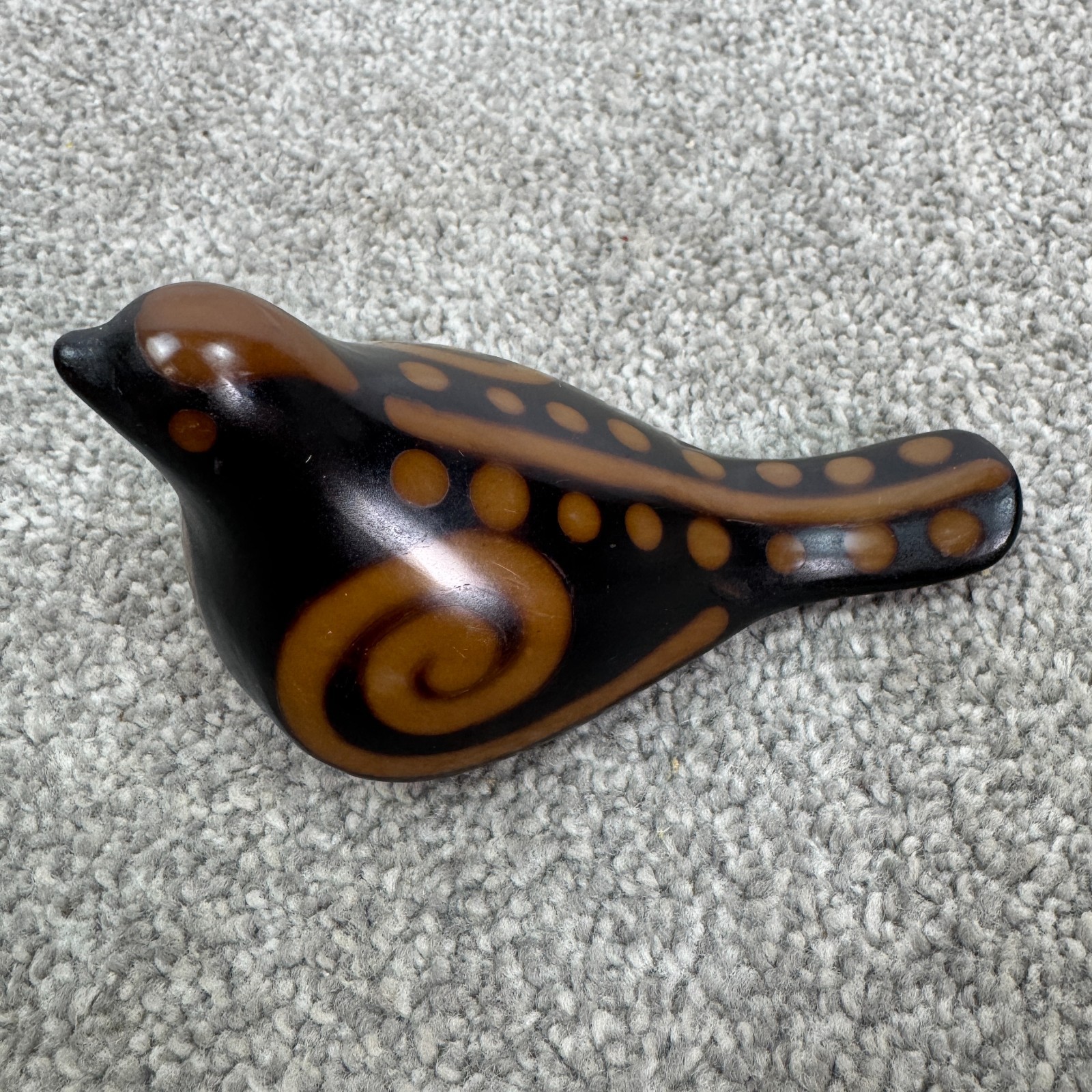 Set Of 2 Vtg Peruvian Handcrafted Chulucanas Birds Dots & Swirl Art Pottery MCM