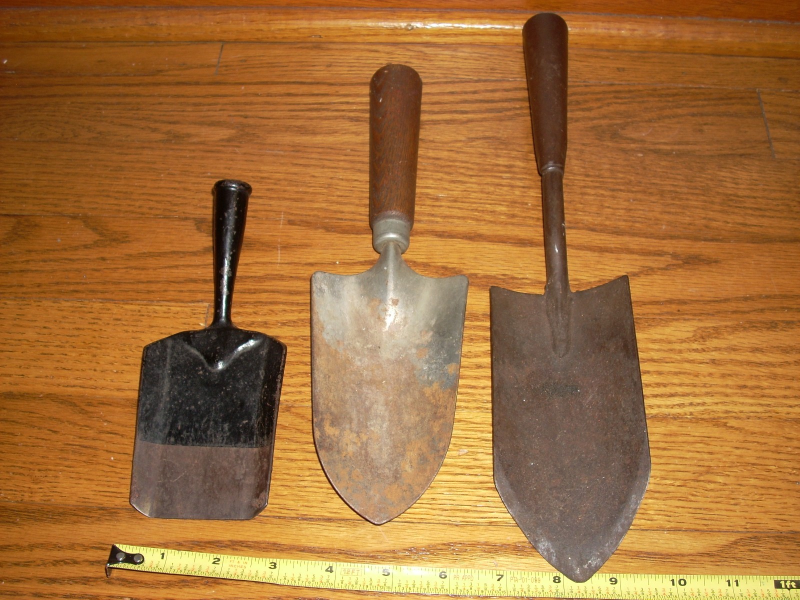 Vintage Lot of 3 Small Shovel Garden Spade’s Well Made.