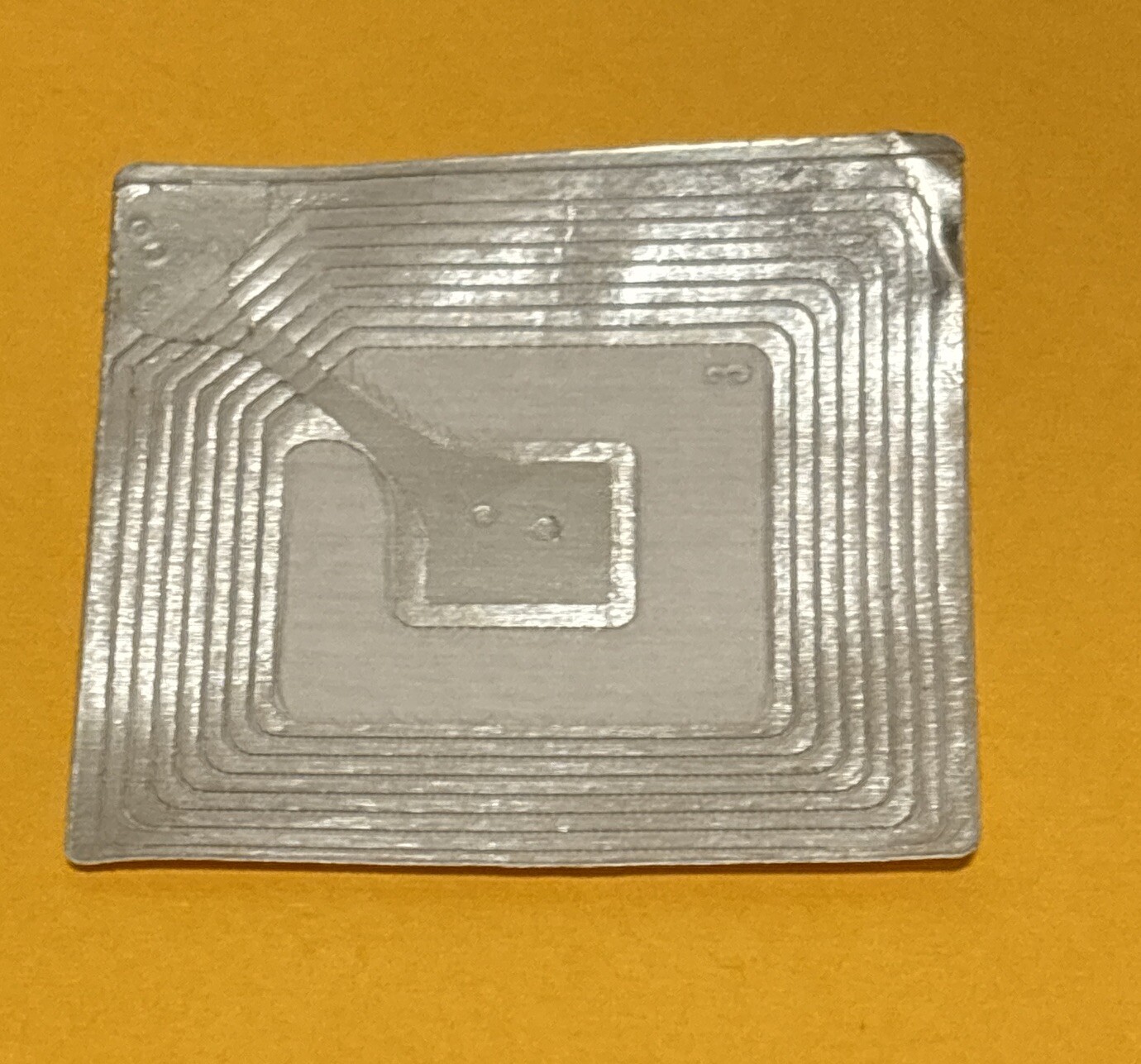 Lot of 2000 RF 8.2MHz EAS Security Labels – 40x40mm Soft Tag Stickers – NEW