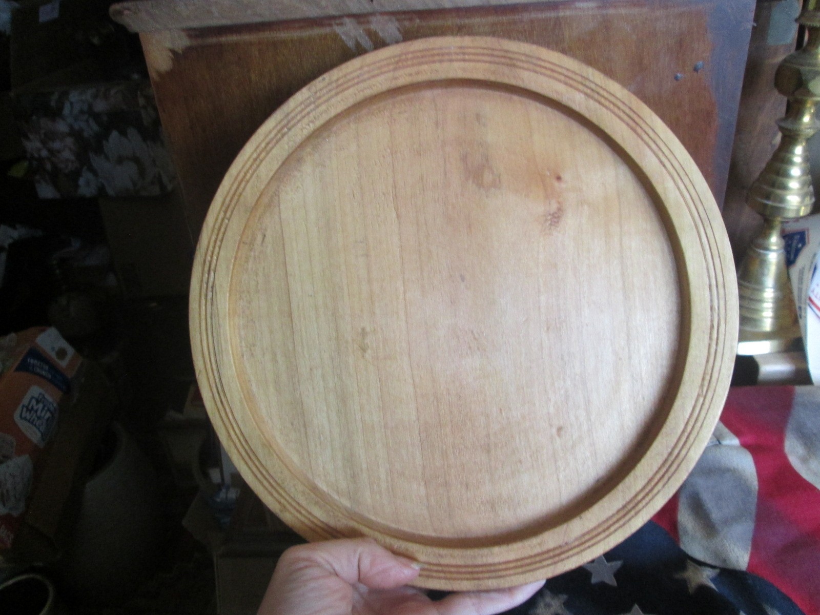 REENACTOR COLONIAL 18TH C WOOD SIGNED ROUND DINNER PLATE RATIONS MAPLE REEDED