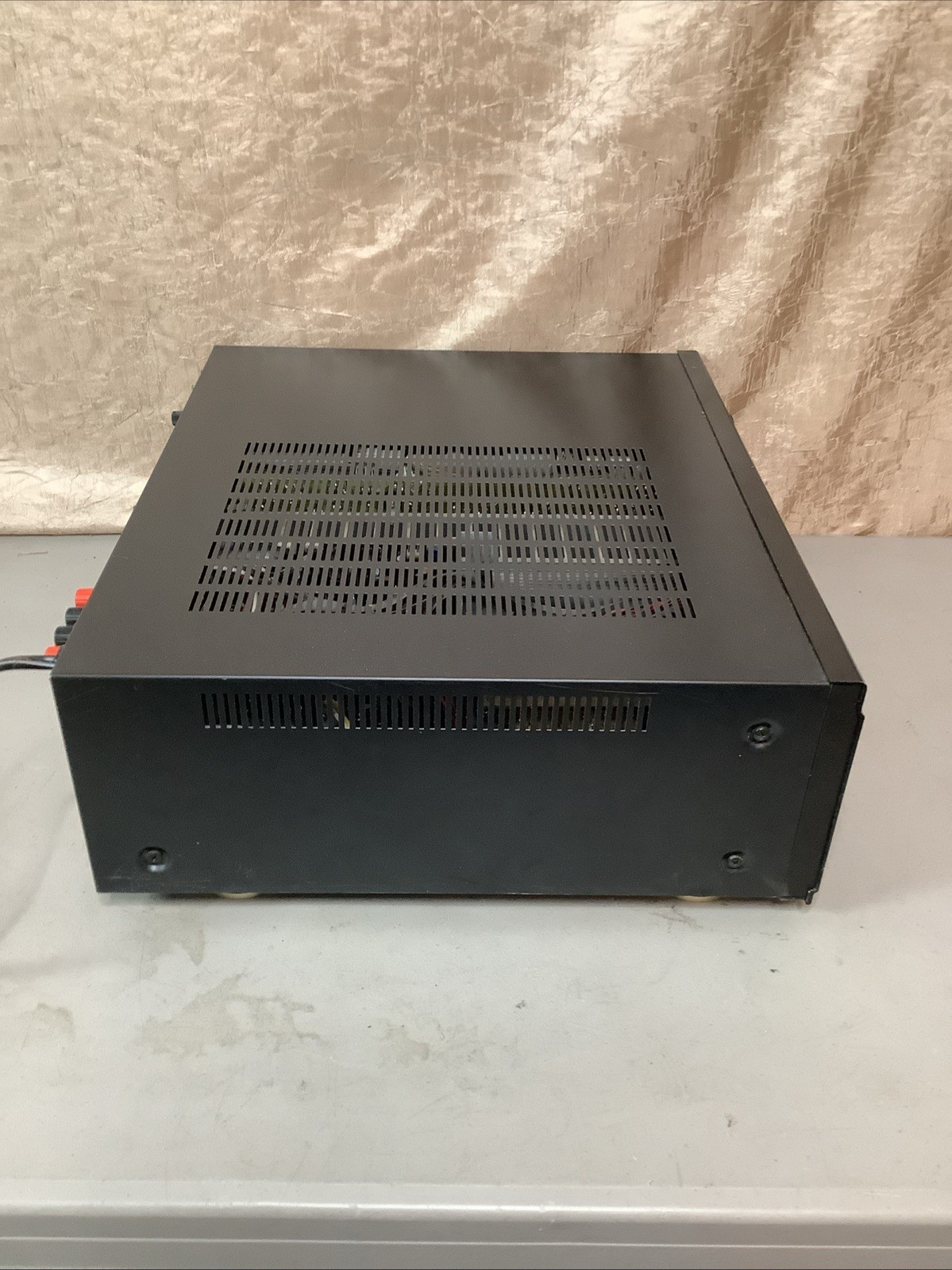 Denon AVR-2400 AV Receiver. See Pics And Description.