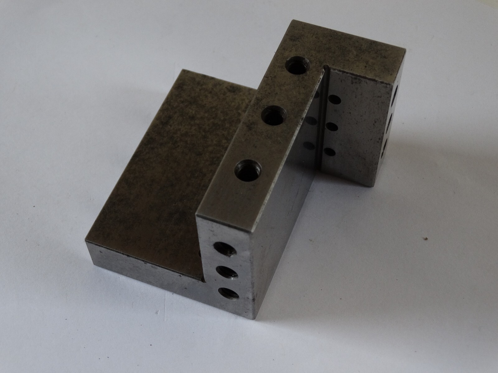 Compound Angle Plate Toolmaker Surface grind 1/4-20 tapped 2 7/8x27/8x2" db #2