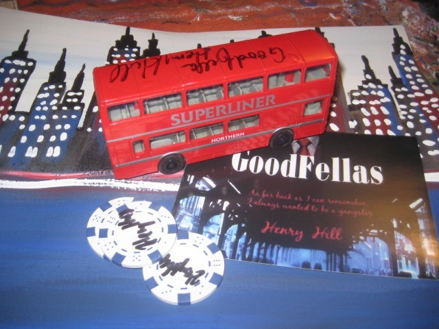 CORGI METROBUS DYECAST BEAUTIFUL SIGNED BY HENRY HILL