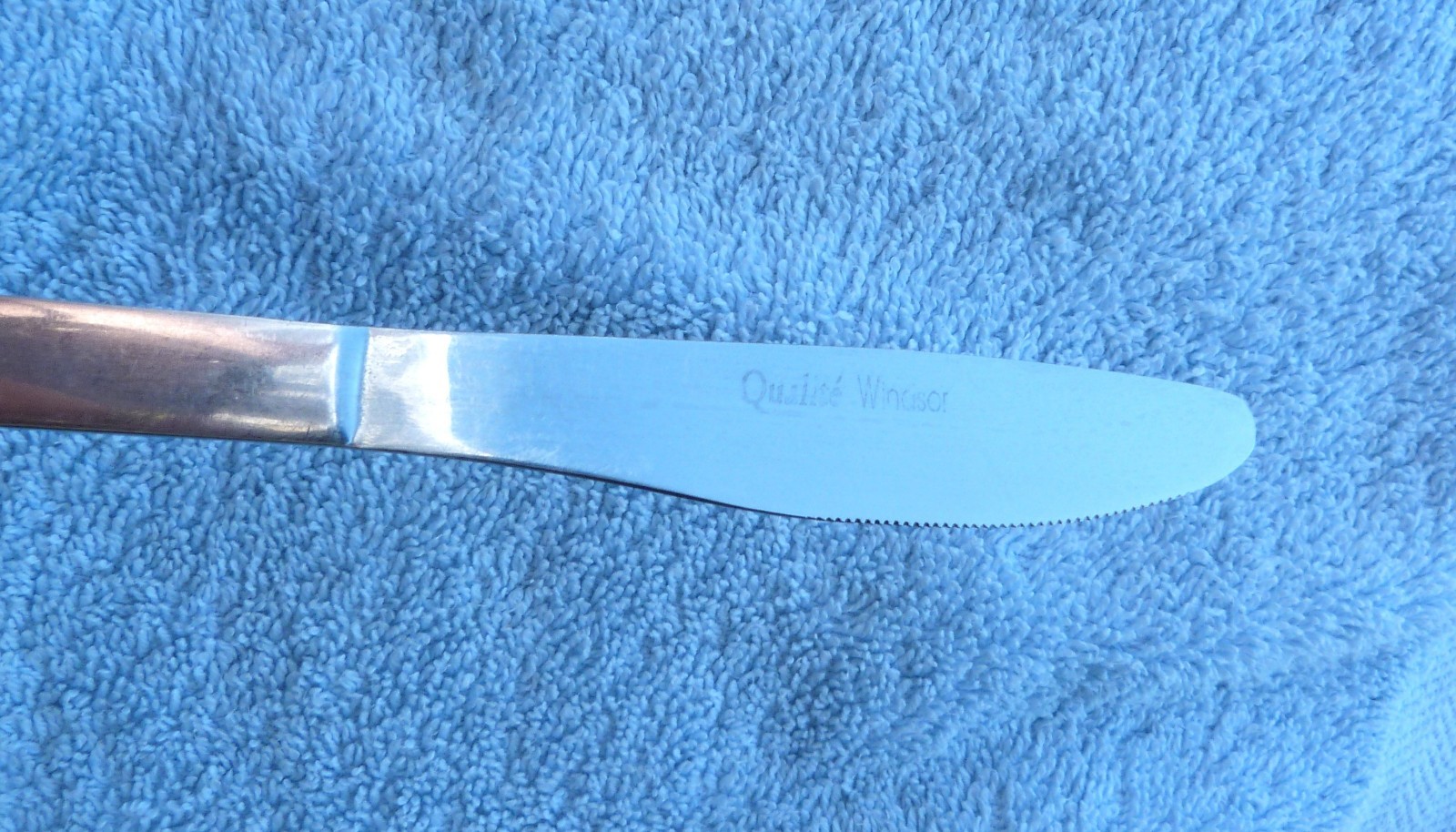 QUALITE WINDSOR Stainless Dinner Knife Glossy finish 8 inches