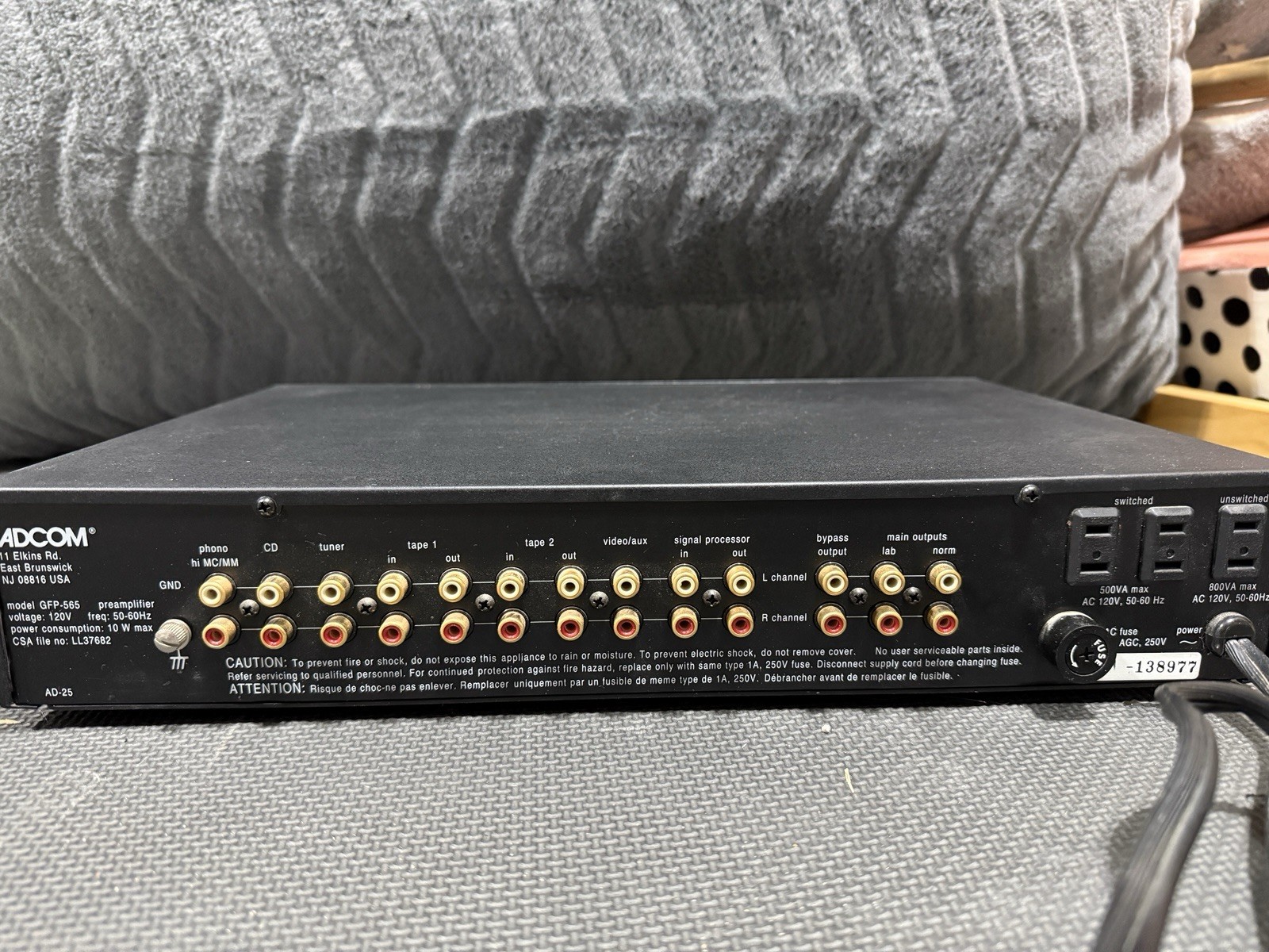 ADCOM GFP-565 AUDIOPHILE PRE AMPLIFIER EXCELLENT ORIGINAL CONDITION IN BOX
