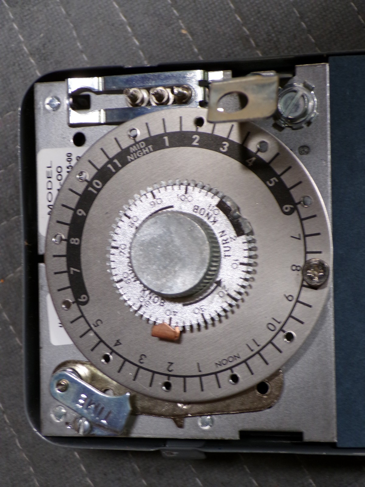 Paragon #8141-00 120 Volt Defrost Timer *NOS*