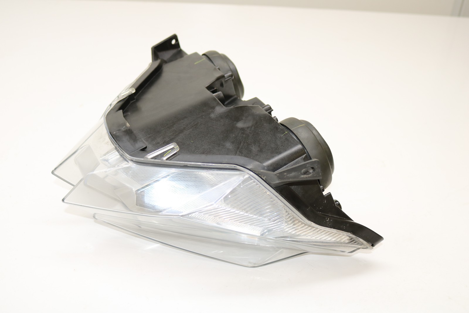 2017 Ski-doo Renegade 850 Gen 4 137" Front Head Light Headlight SEE NOTE BROKE