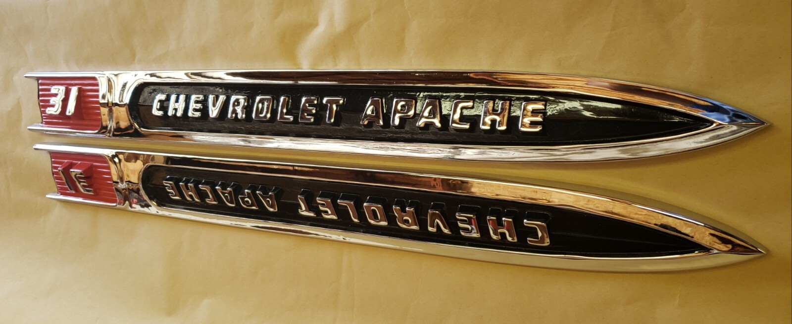 1959 CHEVY APACHE 3100 Truck Fender Emblem Spears Shortbed 1955-1959