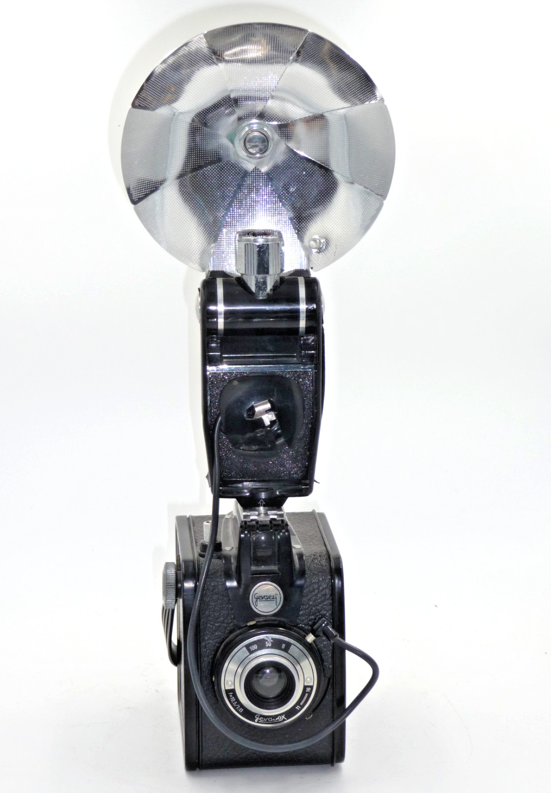 Gevaert Gevabox Art Deco box camera with Agfalux flash