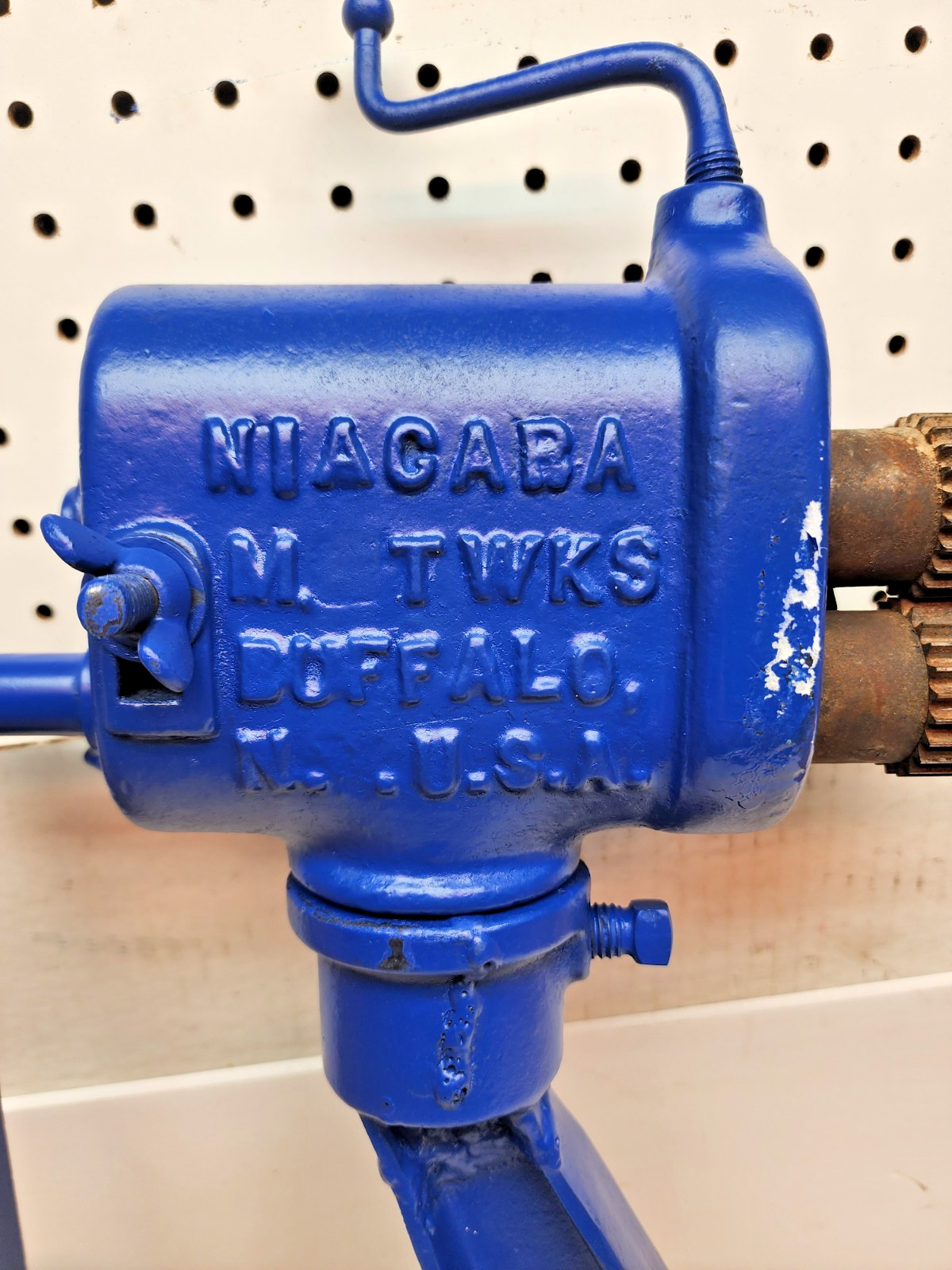 Niagara M&T Works Hand Crank No 189 Stove pipe crimper Sheet Metal Bead Roller