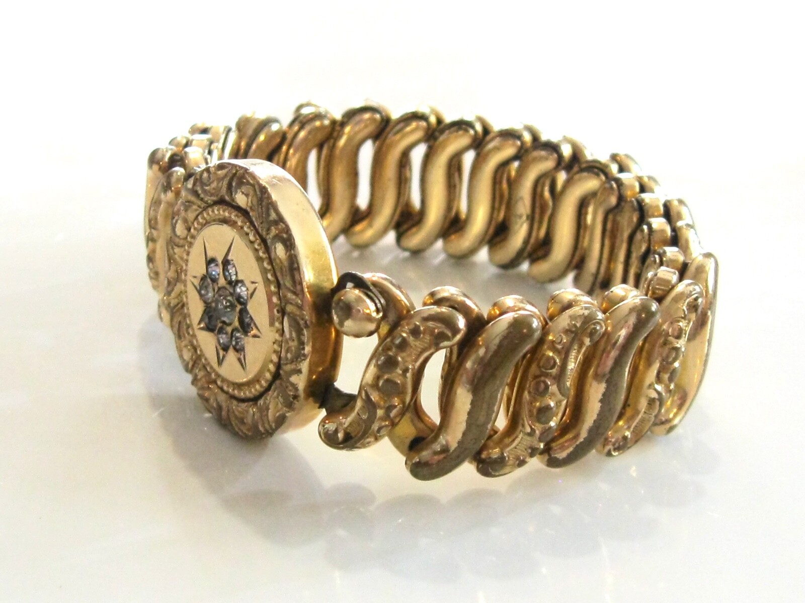 VINTAGE 1940'S WWII ERA SWEETHEART EXPANSION STRETCH BRACELET w RHINESTONES ACME