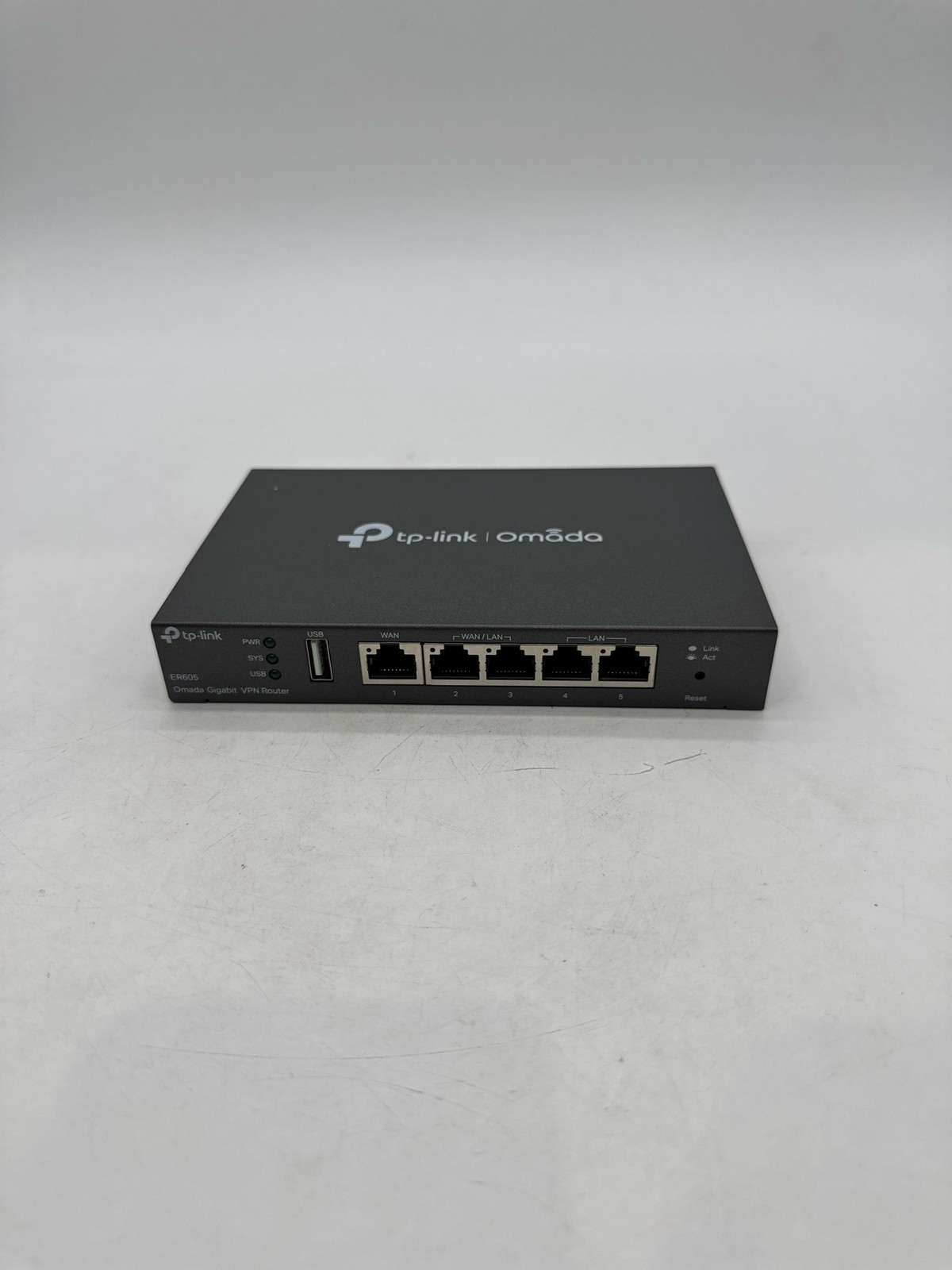 TP-Link Gigabit VPN Router 3 WAN Ethernet Ports SPI Firewall ER605 V2 Silver