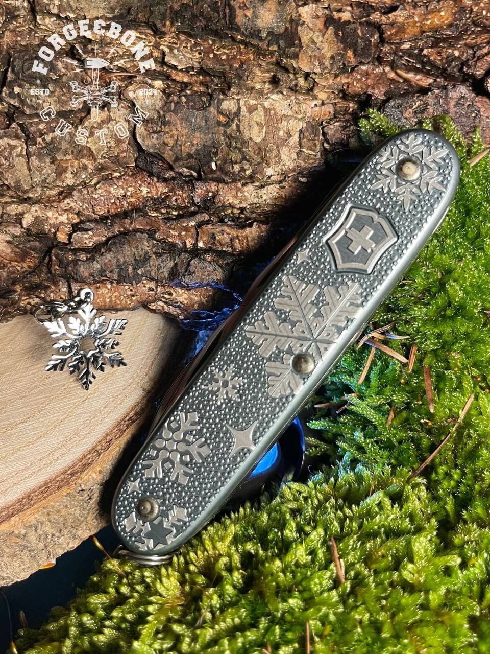 Victorinox Pioneer X Winter Magic Special Edition 2020 0.8231.22E1