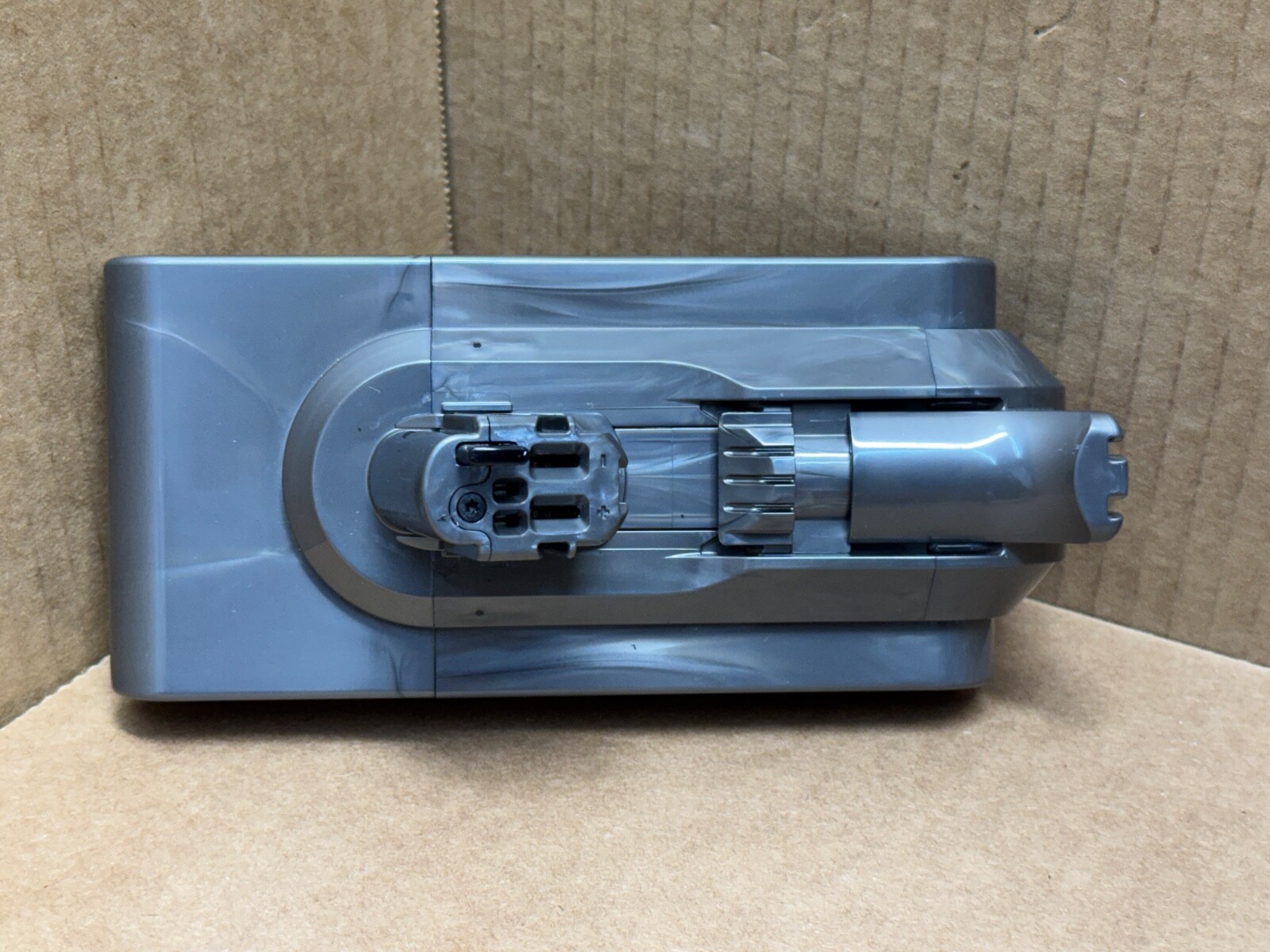 DYSON V15 OUTSIZE - SV47 / SV22 GENUINE OEM 3600mAh CLICK IN LI-ION BATTERY