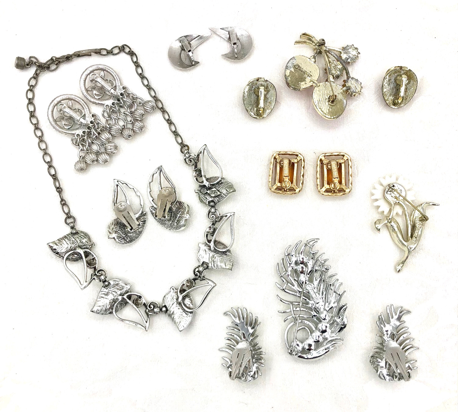 Vintage Sarah Coventry Necklace, Brooches and Earrings Lot of 10