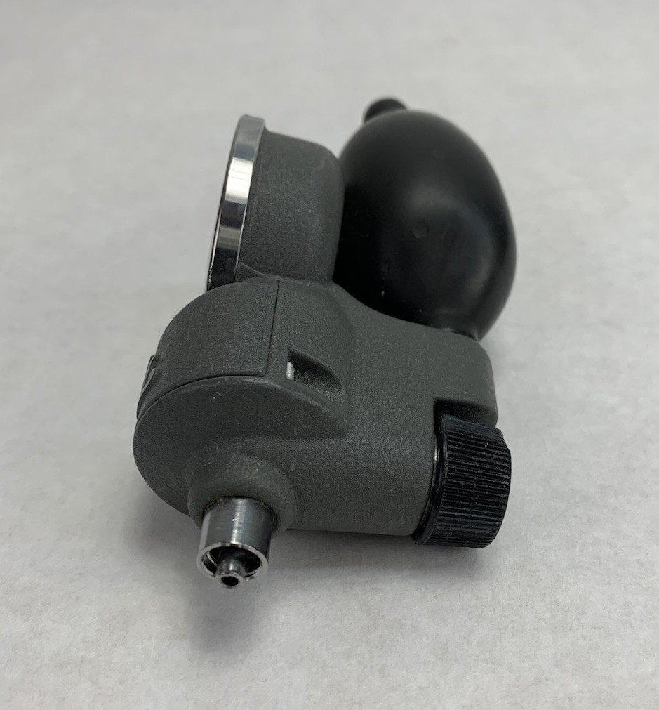 Welch Allyn Tycos Classic Hand Aneroid Sphygmomanometer Blood Pressure Gauge