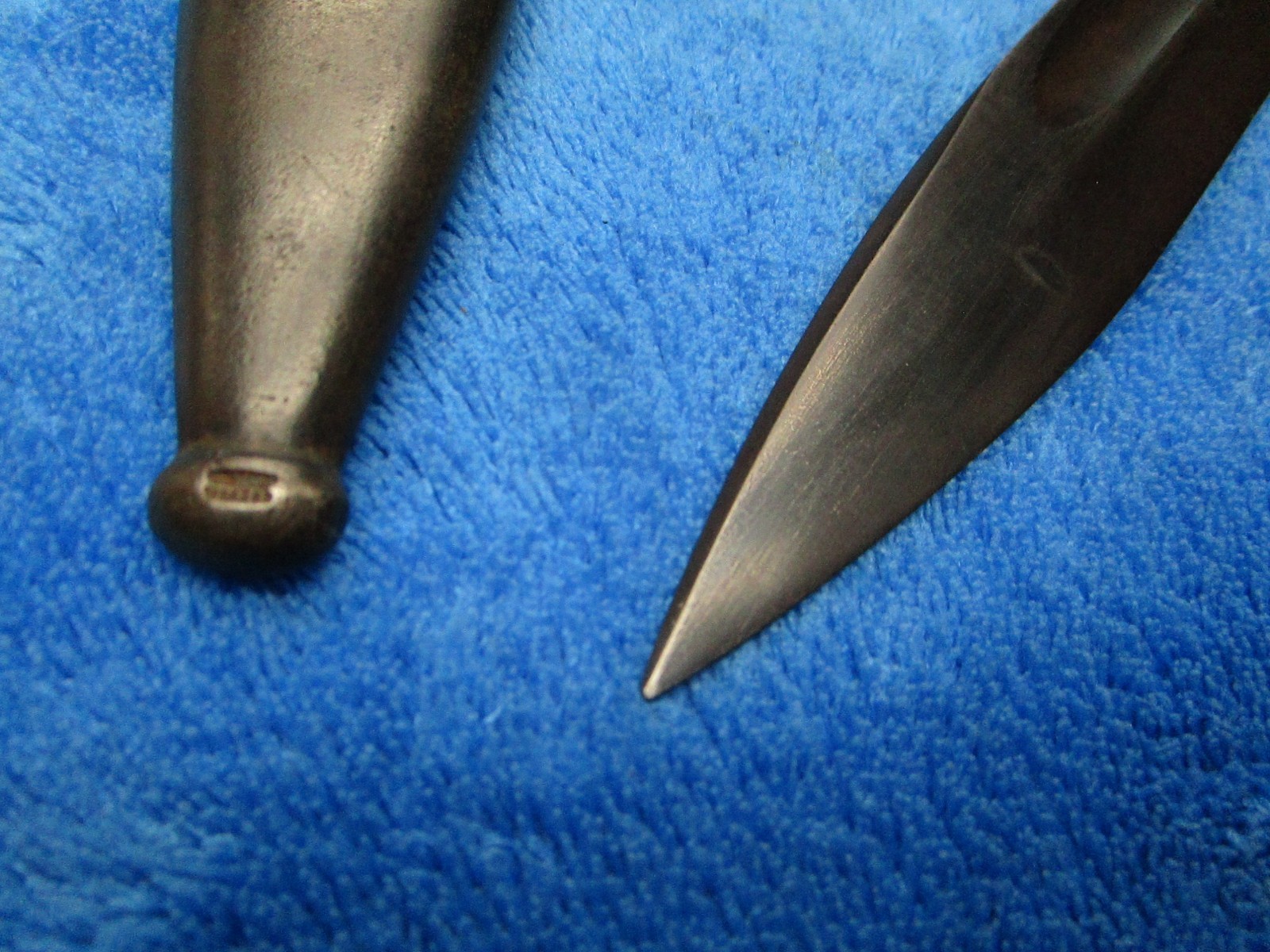 ORIGINAL WW2 GERMAN F.HERDER 1939 BAYONET AND SCABBARD WITH FROG MATCHING NUMBER